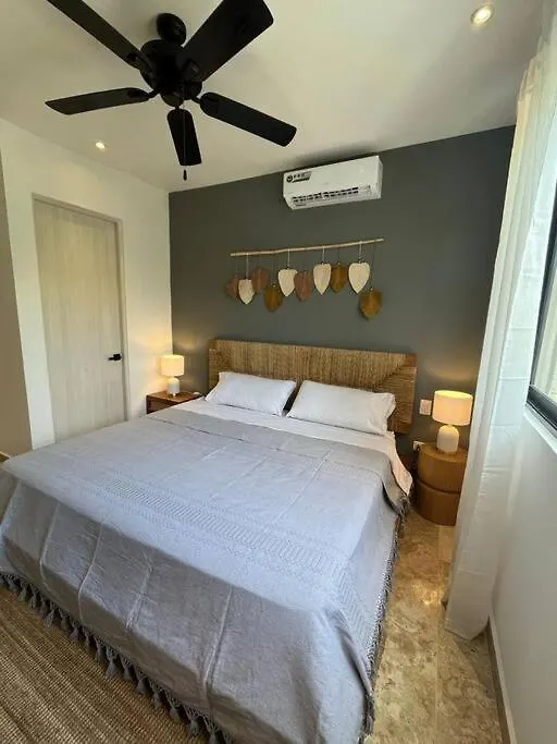 Apartamento De Lujo 2 Dormitorios Con Balcon Aldea Zama トゥルム アパート